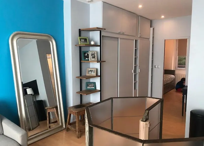 Loft 2 Bedroom Loft Effeil Tower Ac By Lcc Agency