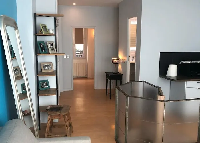 Loft 2 Bedroom Loft Effeil Tower Ac By Lcc Agency 公寓