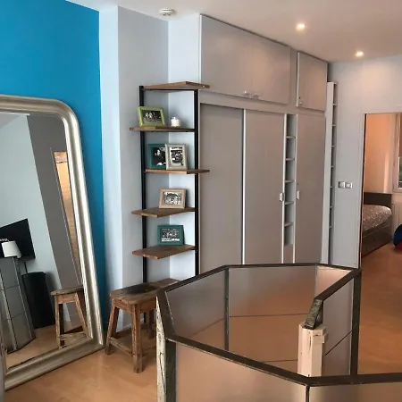 Loft 2 Bedroom Loft Effeil Tower Ac By Lcc Agency